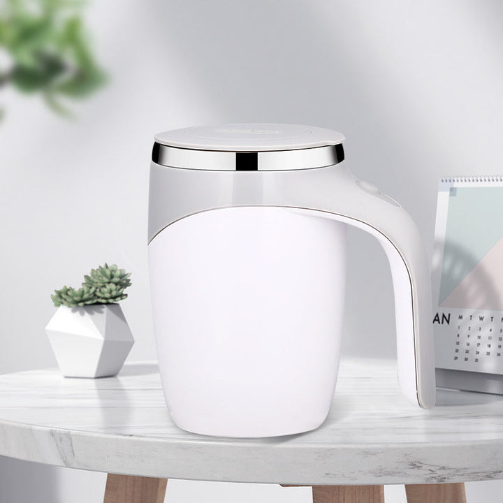 Selbstrührende Kaffeetasse