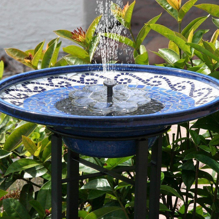 AquaBloom – Solarbrunnen für Ruhe & Eleganz im Garten