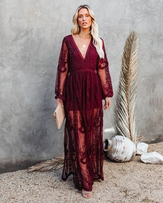 EMILIE - Langärmeliges Maxikleid aus Spitze