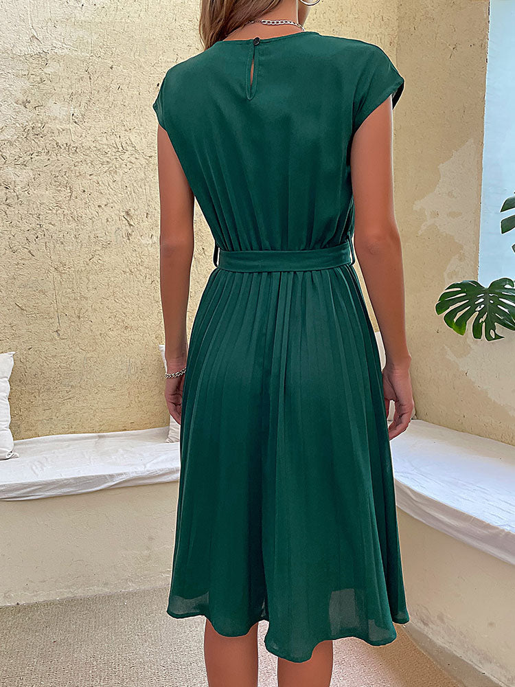 Eleza Kleid - eine zeitlose Schönheit mit taillenbetonendem Gürtel
