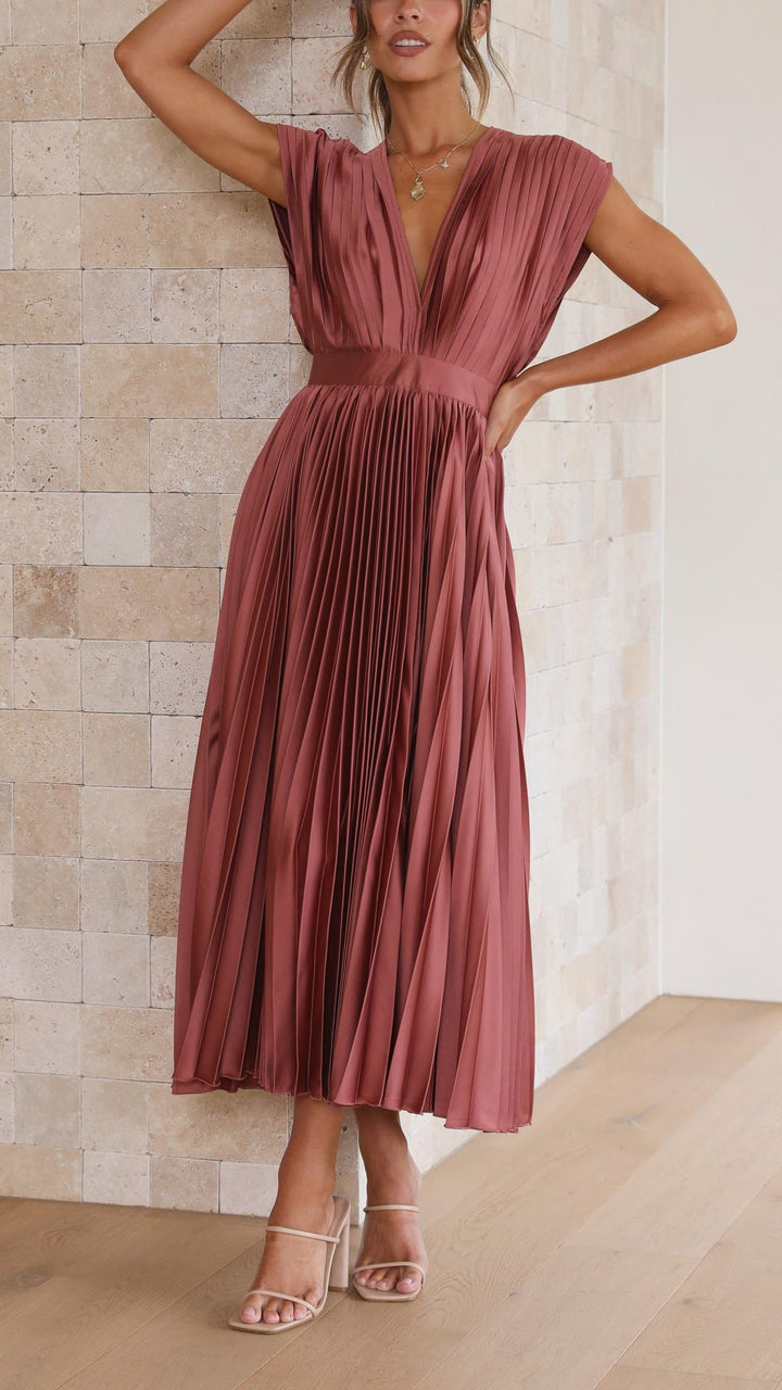 Maria - Elegantes Faltenkleid