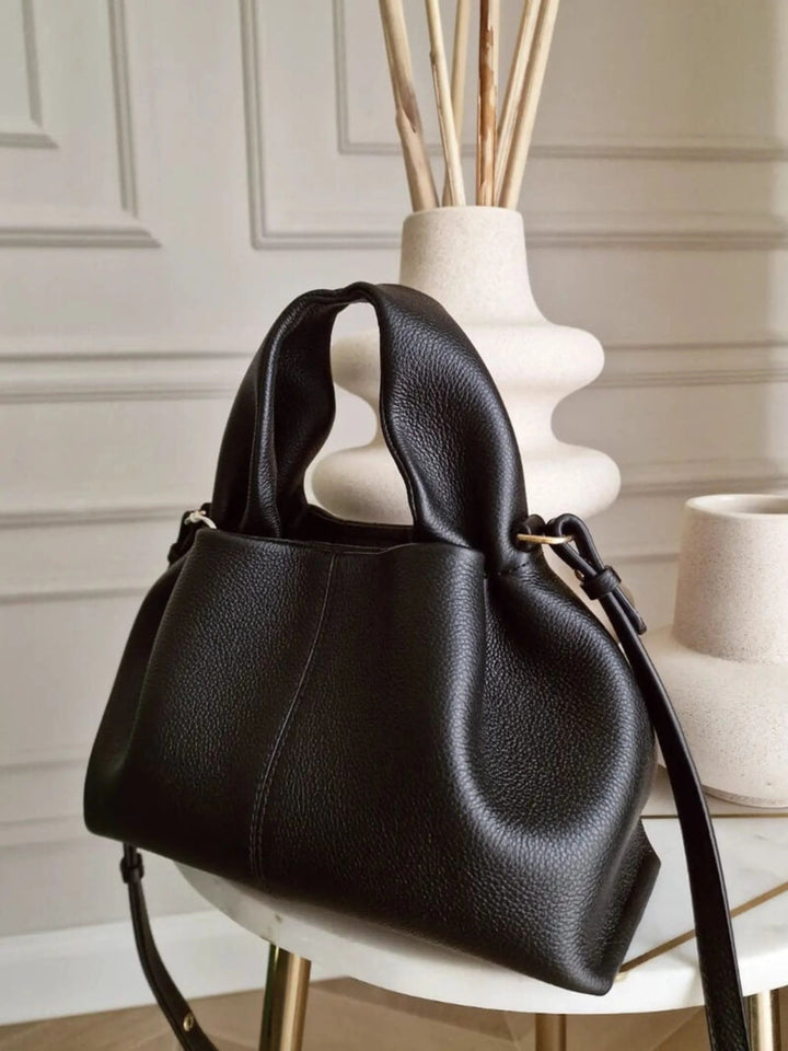Cloud Pouch Tasche aus Leder | Trendy & vielseitig