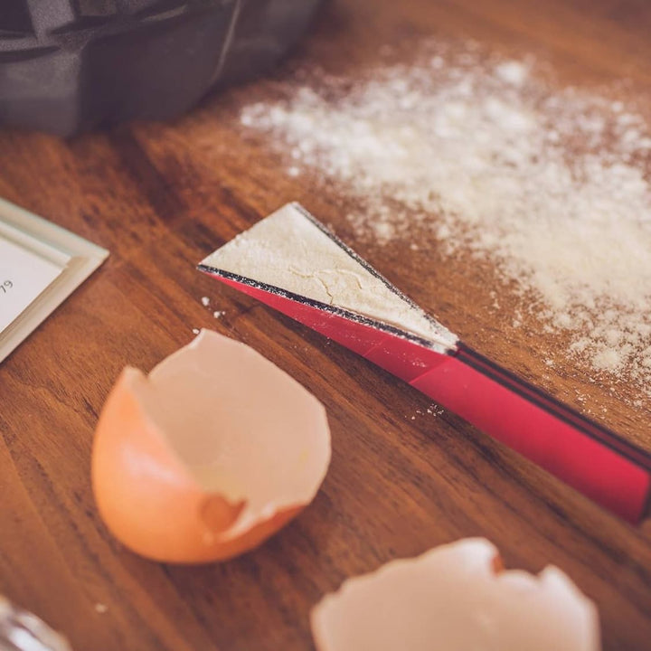 FlexiScoop™ – Platzsparender Messlöffel für exakte Mengen!